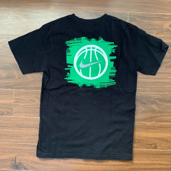 Nike Basketball t-shirt for boys - Picture 2 of 5